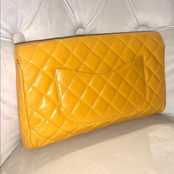 SOLD Chanel Authentic Quilted Flap Leather Clutch - Picture 2 of 13